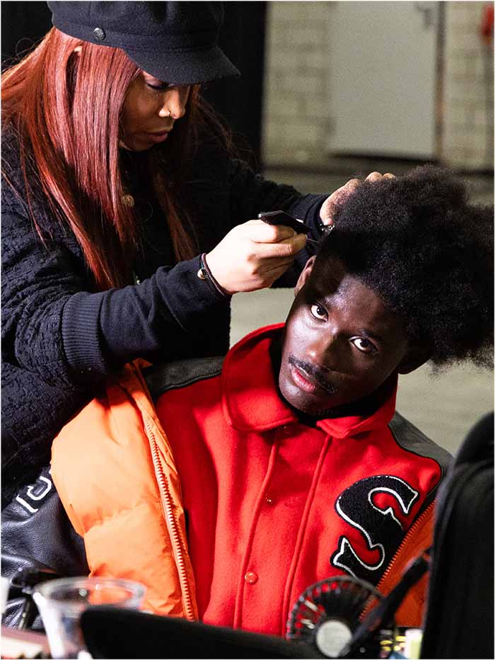 Hairstyling training for makeup artists